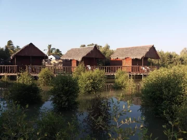 La Capannina Chez Lea Hotel Morondava Buitenkant foto