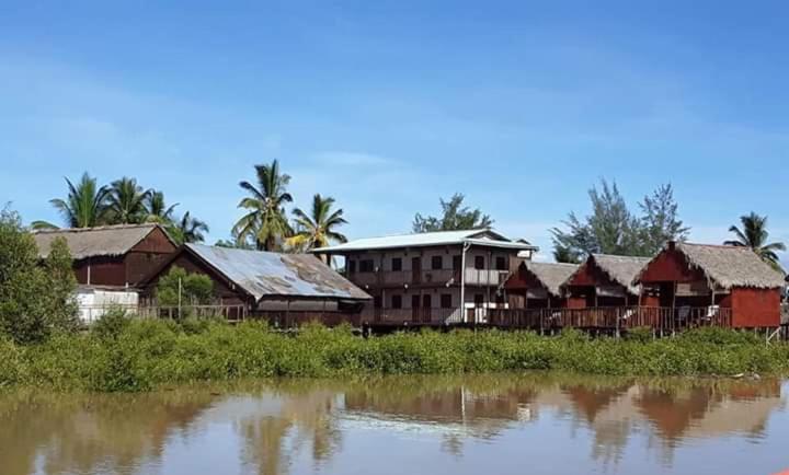 La Capannina Chez Lea Hotel Morondava Buitenkant foto